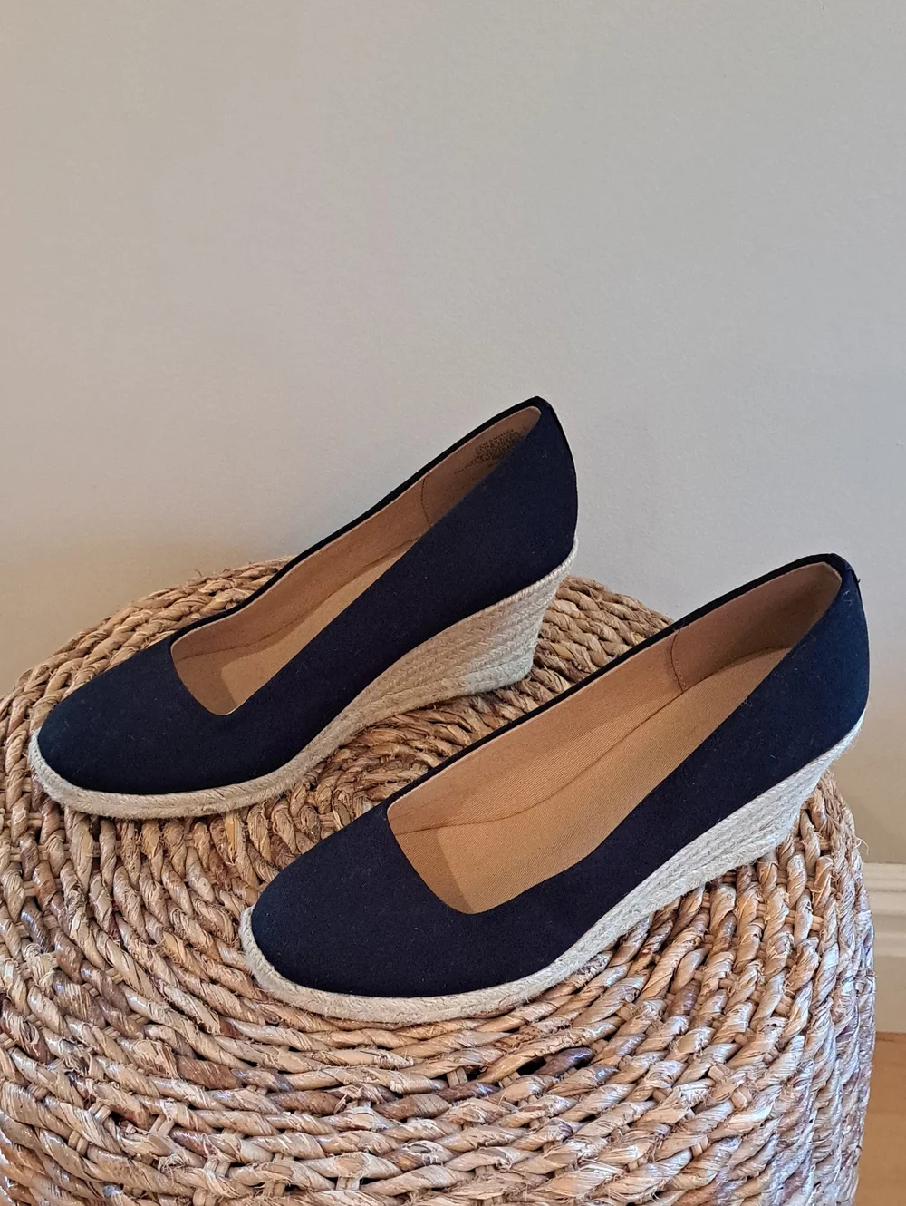 J.Crew Women’s Classic Preppy/Vacation Black Canvas Wedge Espadrille Sandals 8.5